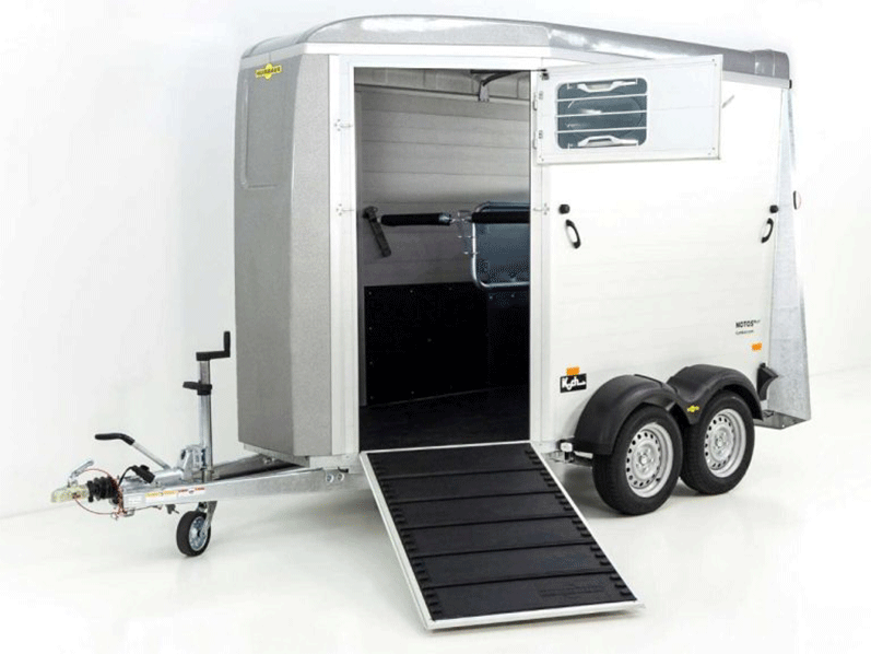 Humbaur Pferdeanhänger Notos Alu 2700 S, silber, Frontausstieg, Schraubfederfahrwerk