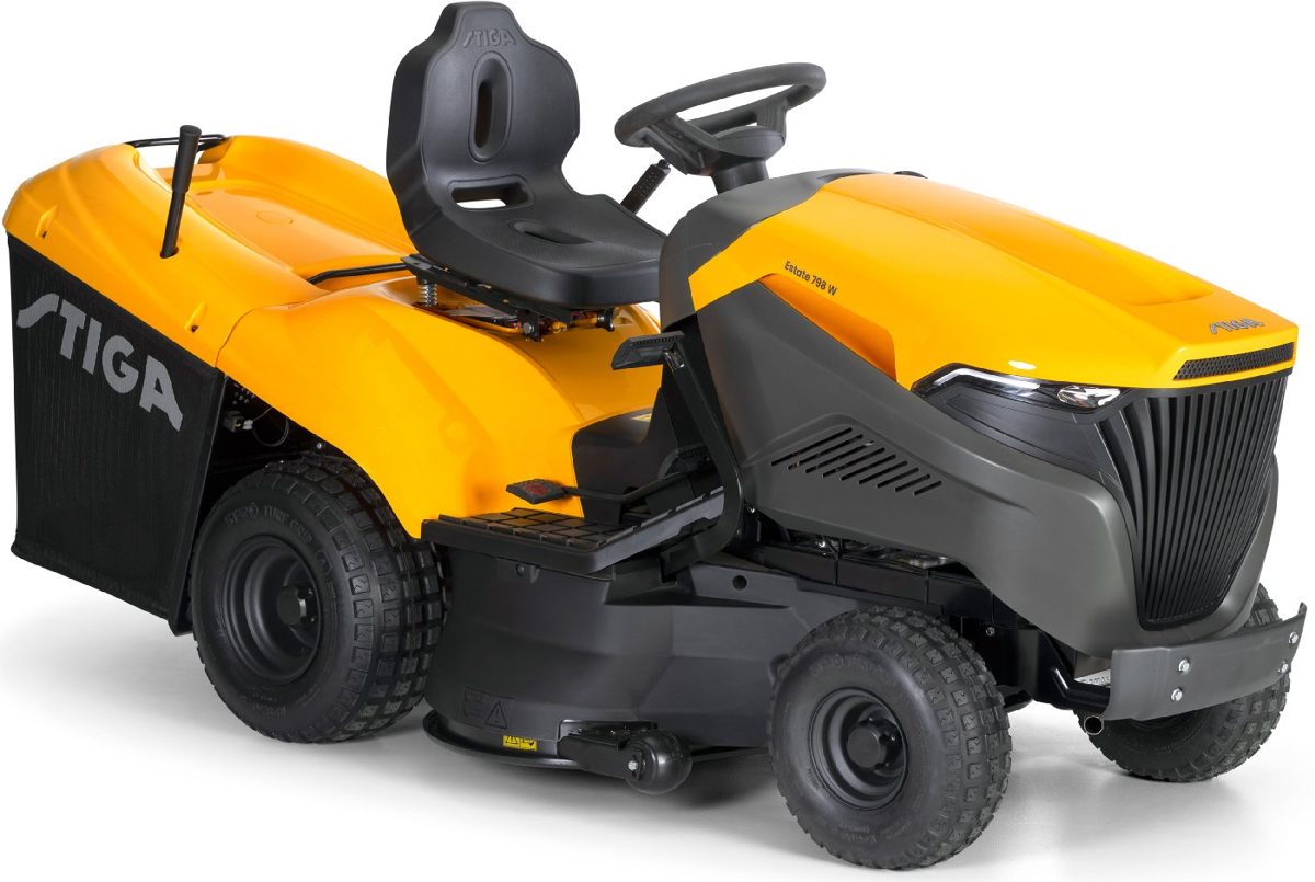 Stiga ride-on tractor Estate 798 W with mulch plug, tow hitch and charger