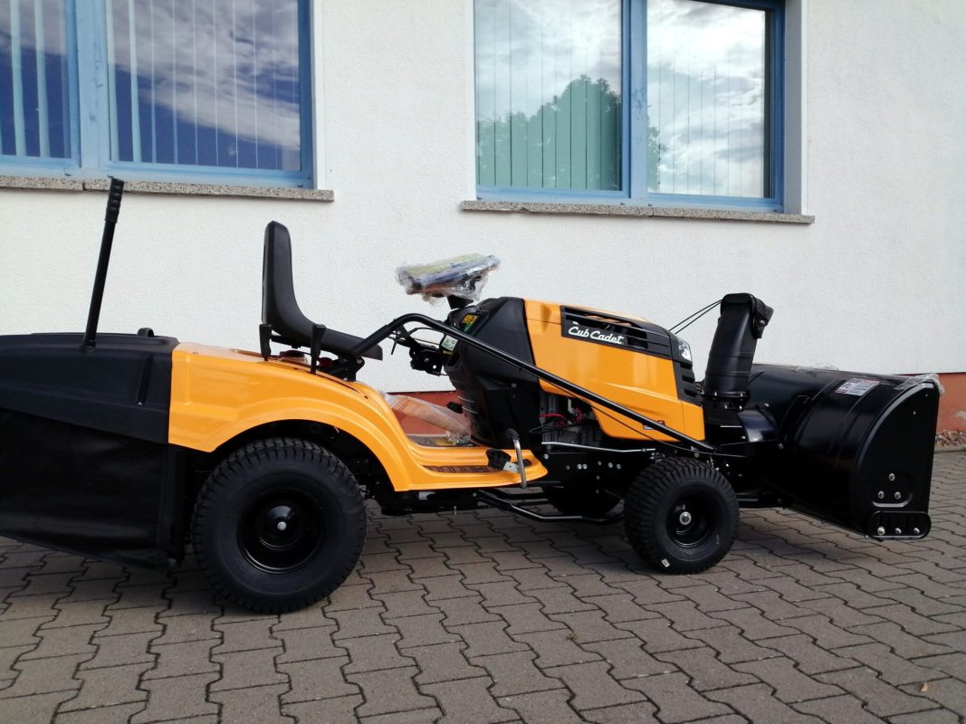 Cub Cadet LT3 PR105 – Schneefräse